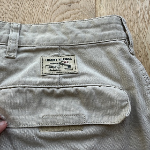 TOMMY HILFIGER VINTAGE LATE 90's CARGO SHORTS BEIGE - 32 - Picture 9 of 14
